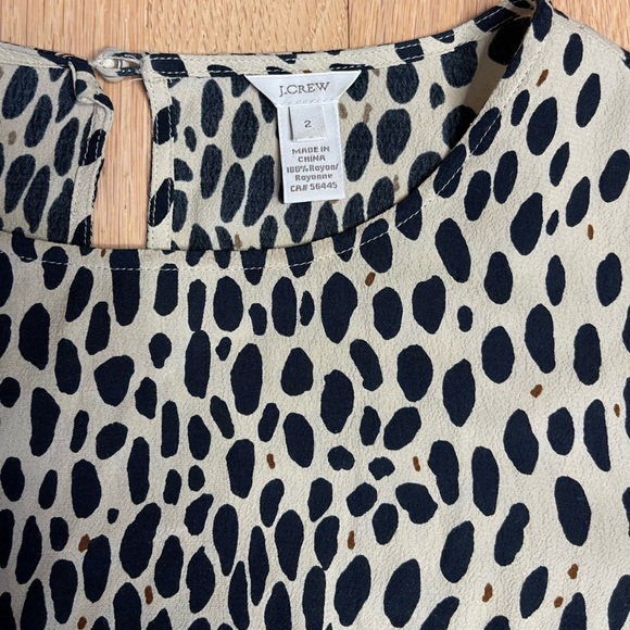 J. Crew Cheetah Print Long Sleeve Blouse, Keyhole Back - Size 2 - Picture 3 of 9